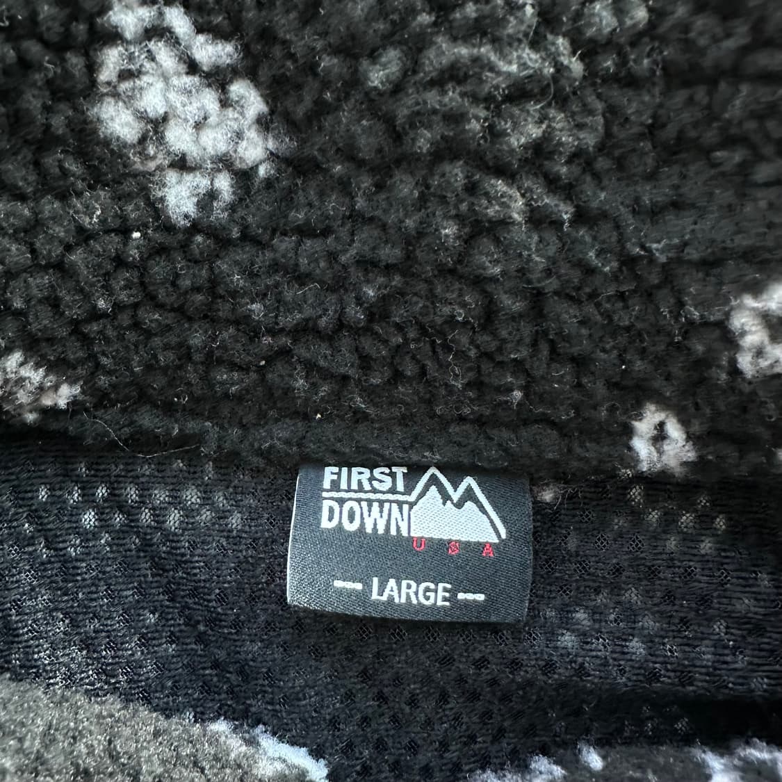 퍼스트다운 리버서블 반다나 후리스 상품이미지3