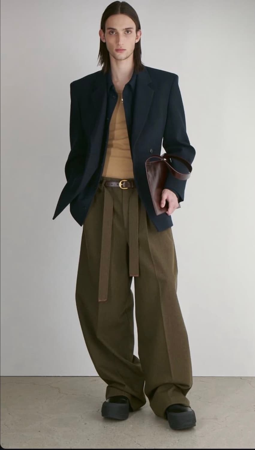 렉토 24F/W 벨트 디테일 하이웨스트 팬츠 카키 상품이미지3