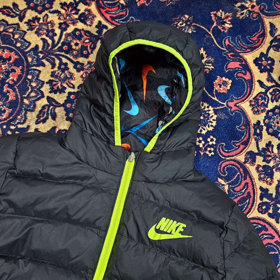 나이키(Nike) 스우시 패터니즈 리버시블 다운 경량 패딩 L size 상품이미지4