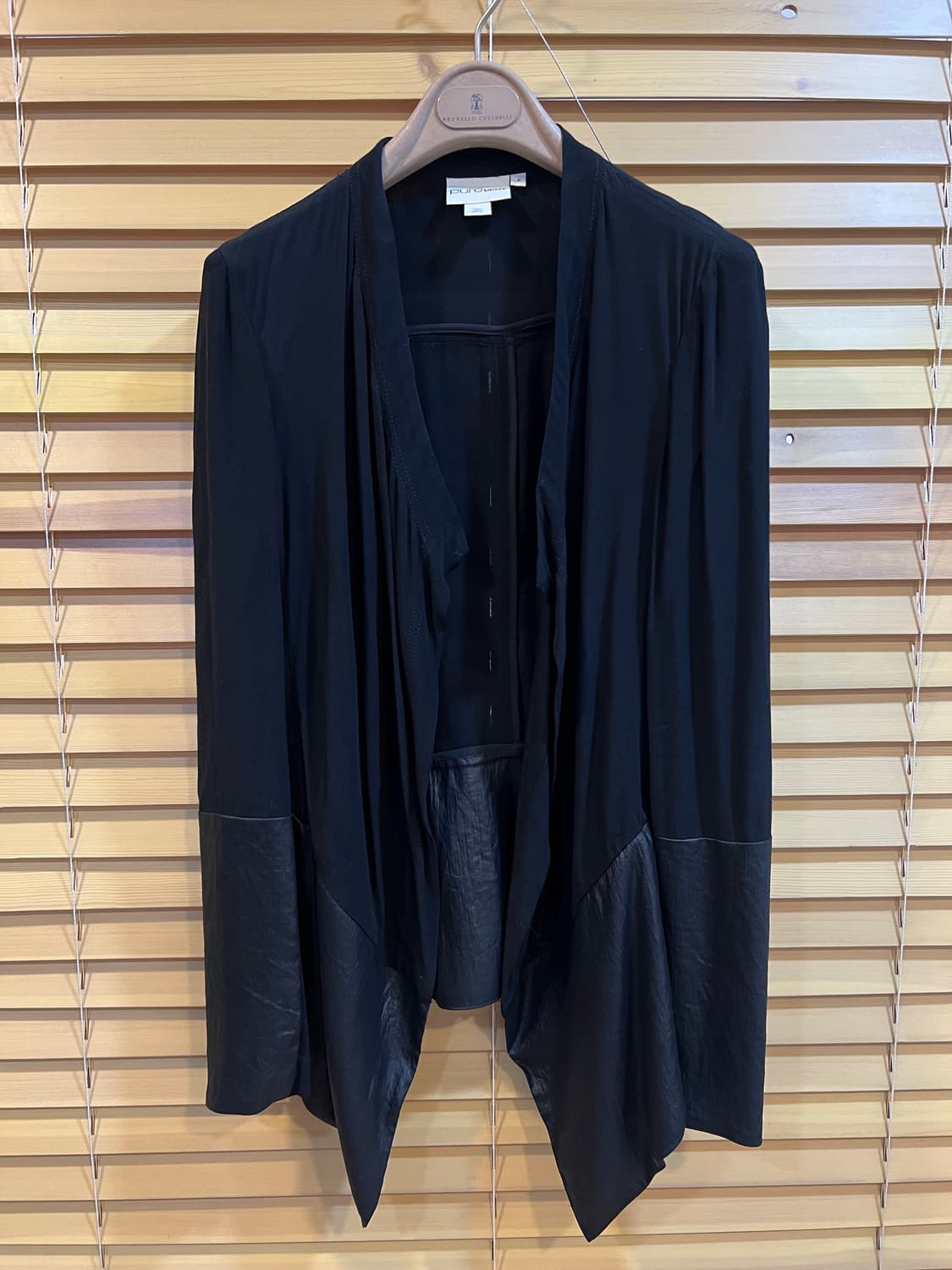 퓨어DKNY 퓨어디케이앤와이 여성 블랙 오픈가디건 가디건자켓 상품이미지3