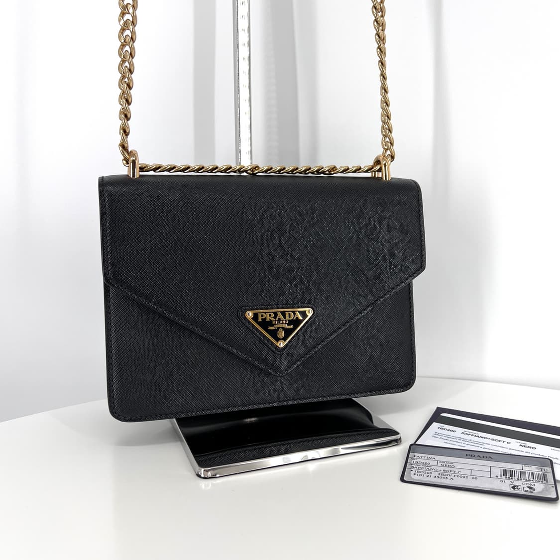 프라다 엔벨롭 사피아노 체인 숄더백 & 크로스백 블랙 (1BD200) 상품이미지3