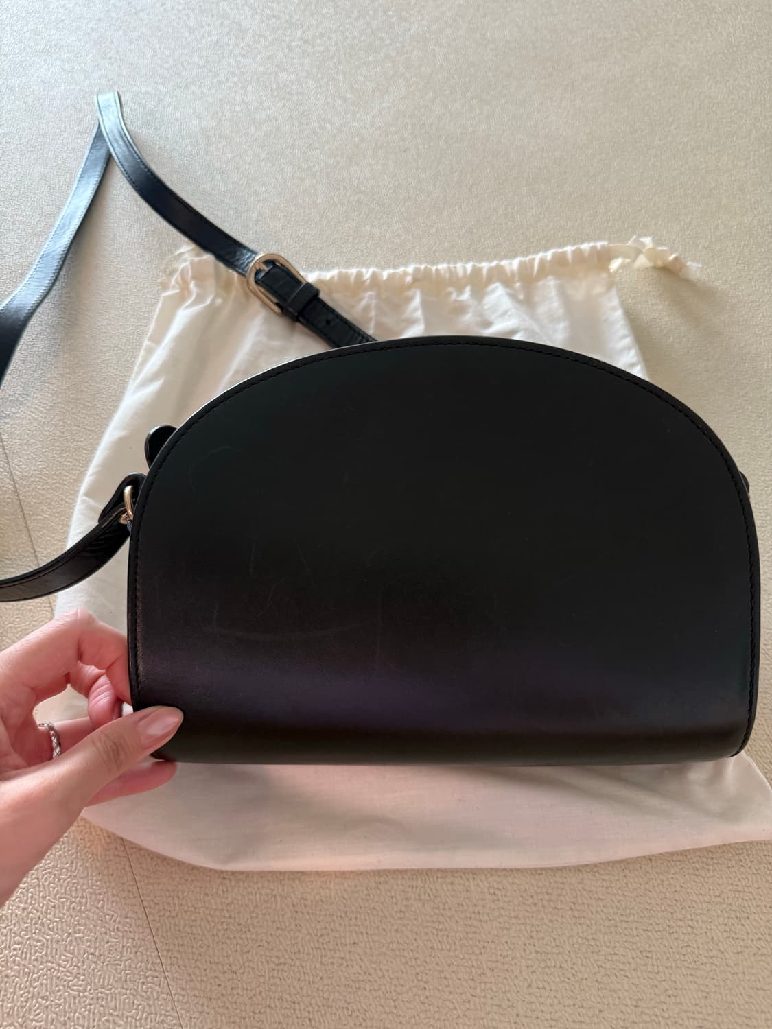 아페쎄 Demi-Lune mini bag  상품이미지4