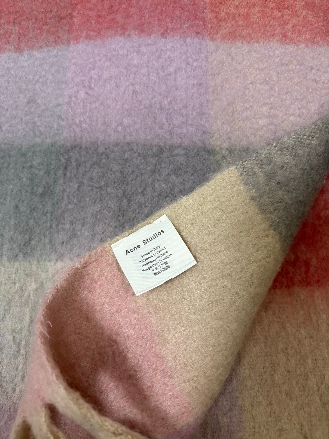 아크네스튜디오  머플러 상품이미지2