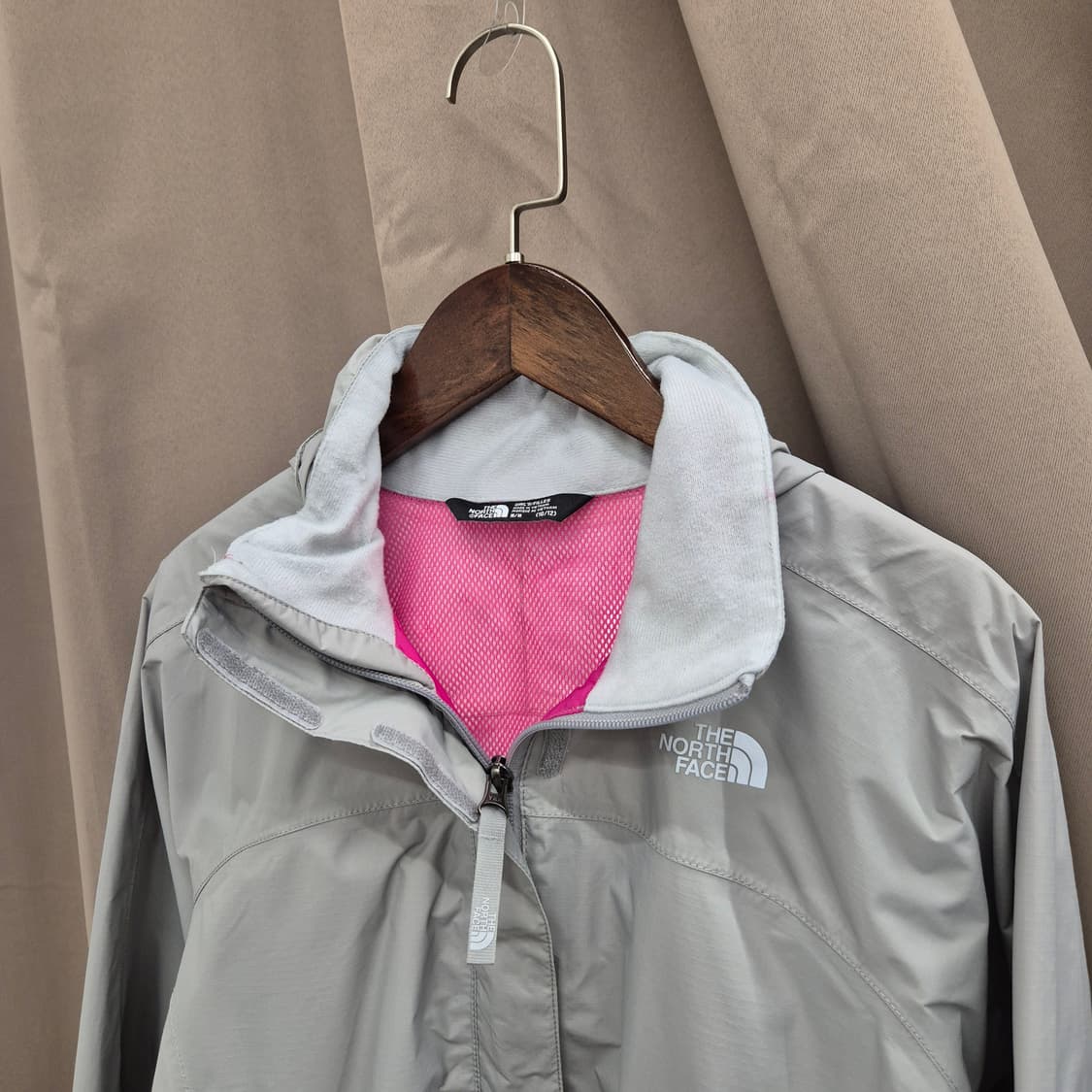 노스페이스 아동용 바람막이 자켓 M (10/12) 상품이미지2