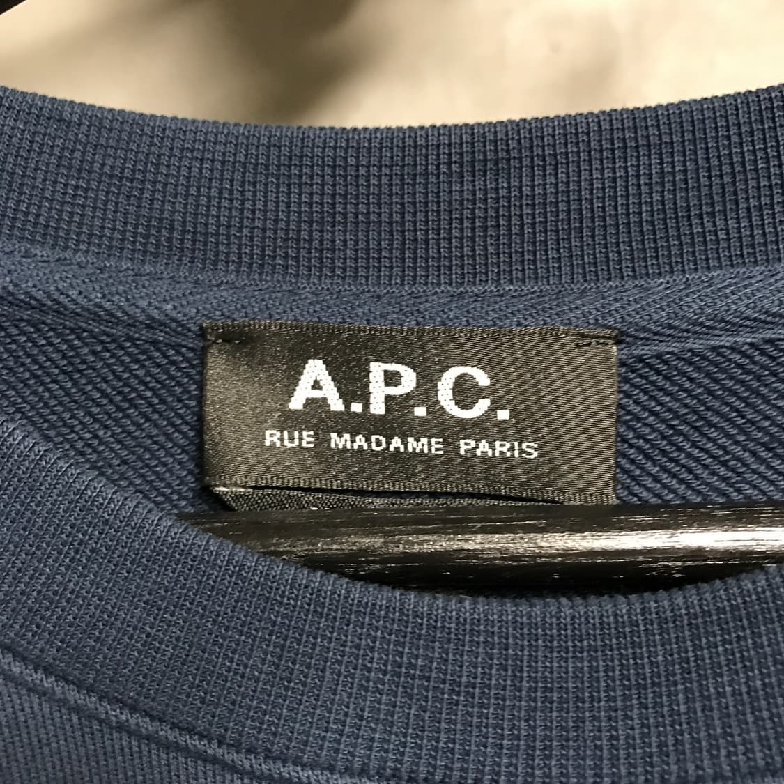 APC 아페쎄 맨투맨 네이비 L 상품이미지5