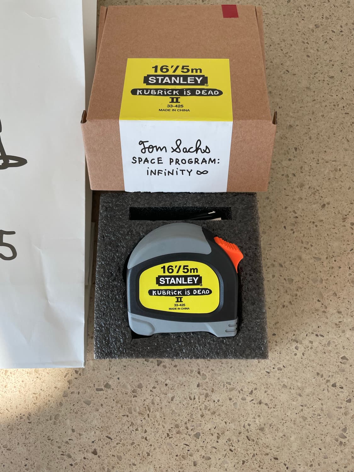 톰삭스 스탠리 레이저 포인트 줄자 거리측정기 상품이미지1