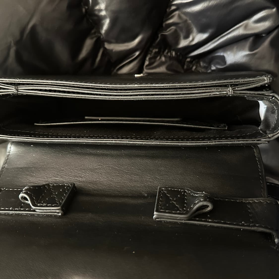 디젤 1dr 블랙 숄더백 상품이미지7