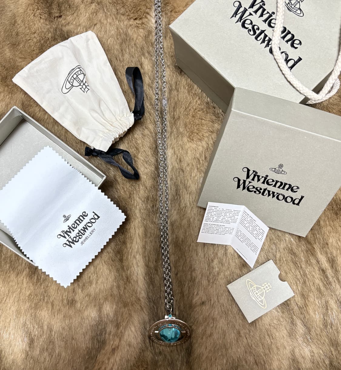 급척! 비비안 웨스트우드 빅orb 목걸이 하늘색 🩵새상품 상품이미지3