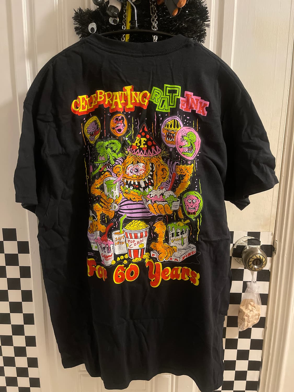 랫핑크 ratfink 반팔티 L사이즈 상품이미지1