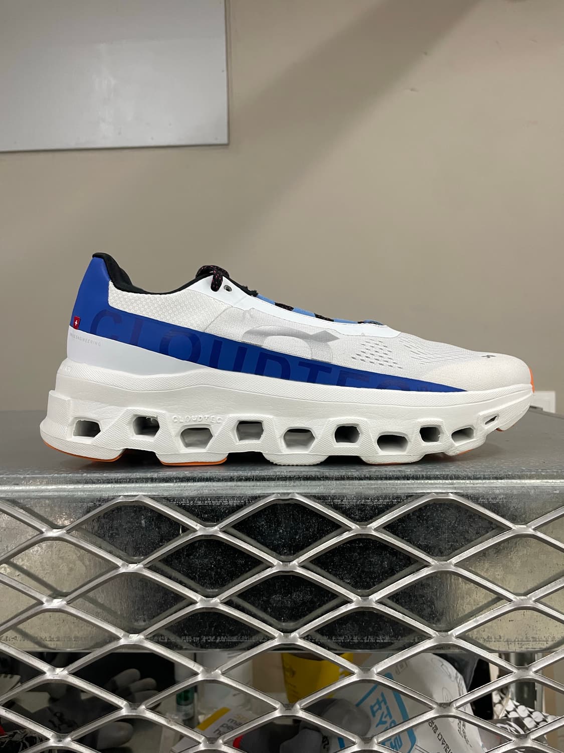 온러닝 클라우드 몬스터 화이트 블루 280 (gr-4137) 상품이미지4