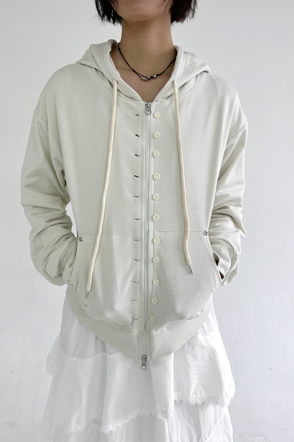 베르크서울 버튼 라인 후드집업 밀크 상품이미지1