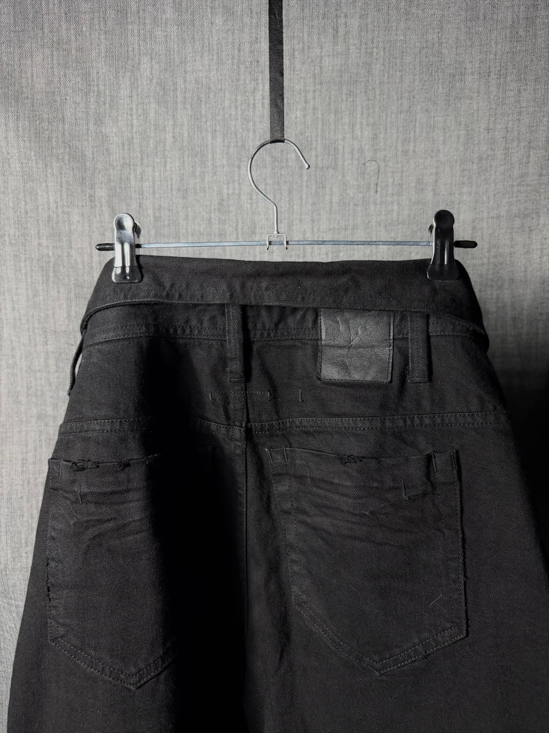 율리우스 커팅 데님블랙진 상품이미지5