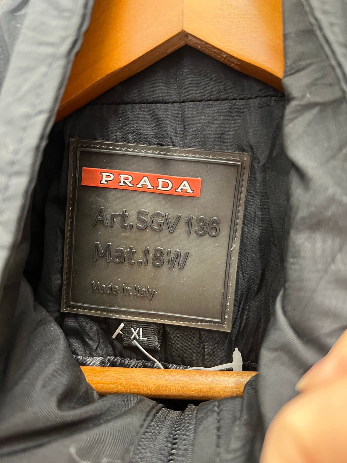 PRADA sports Buckle Front Utility Jacket 상품이미지3