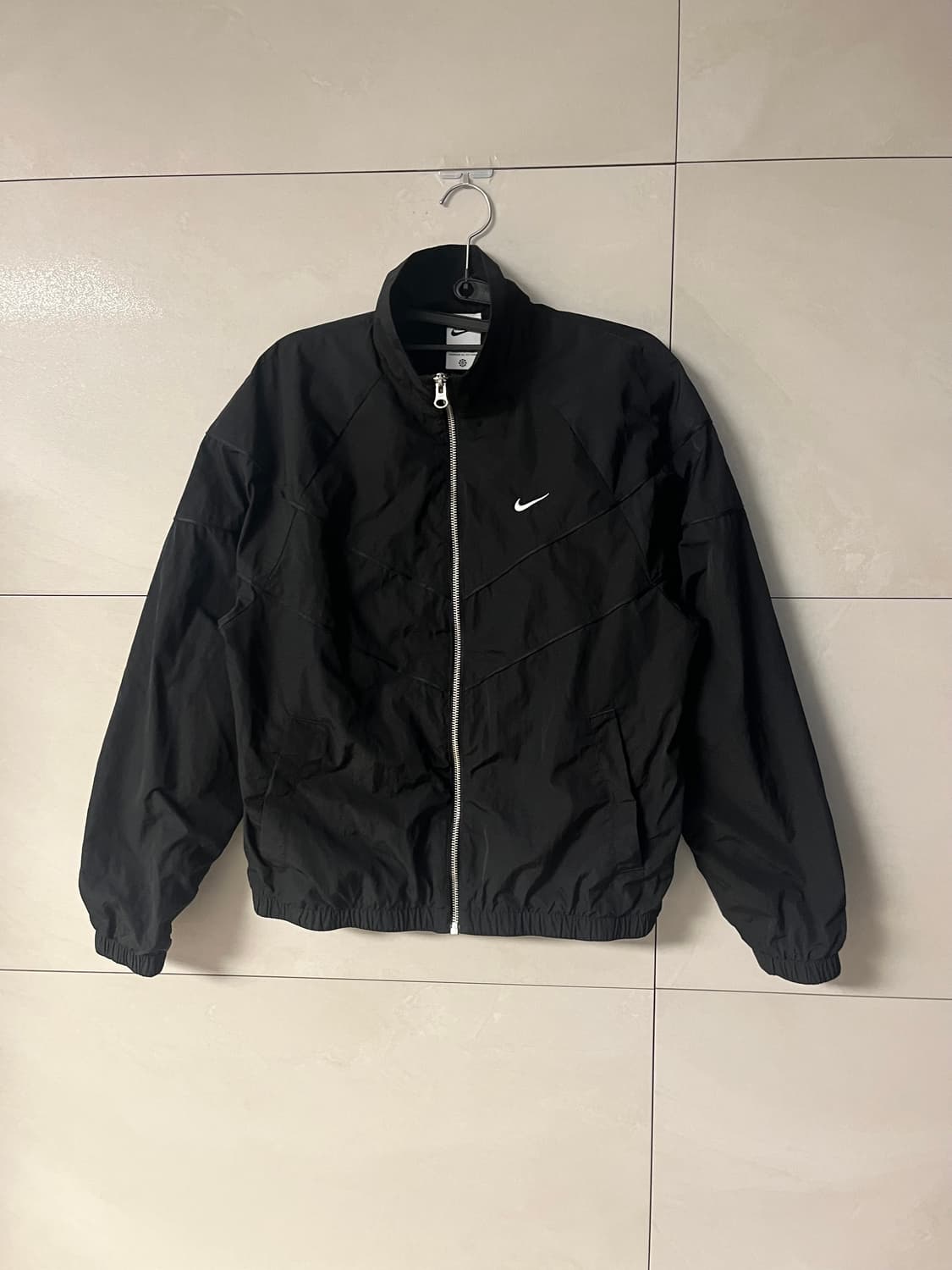 나이키 스우시 윈드러너 바람막이 블랙 [M] 상품이미지3