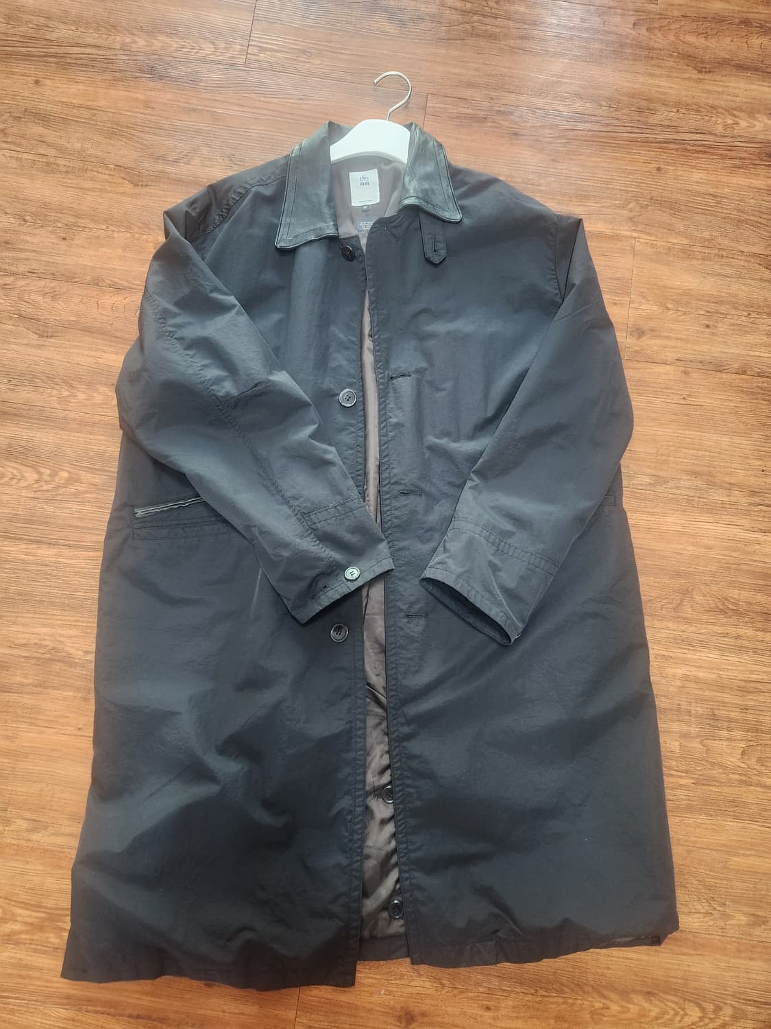 폴리테루 벌룬 코트 블랙 팝니다. 상품이미지2