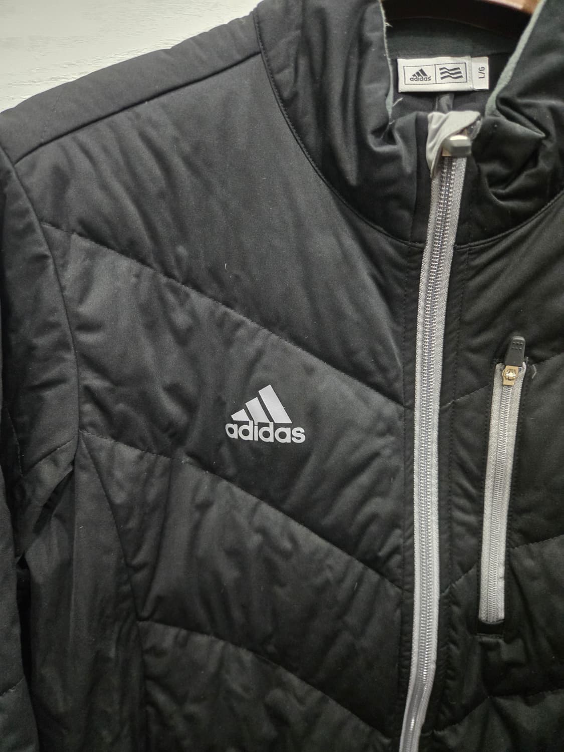 (100,L) adidas 앋디ㅏ스 다운 점퍼! 가볍게 나왔어요!~ 상품이미지2
