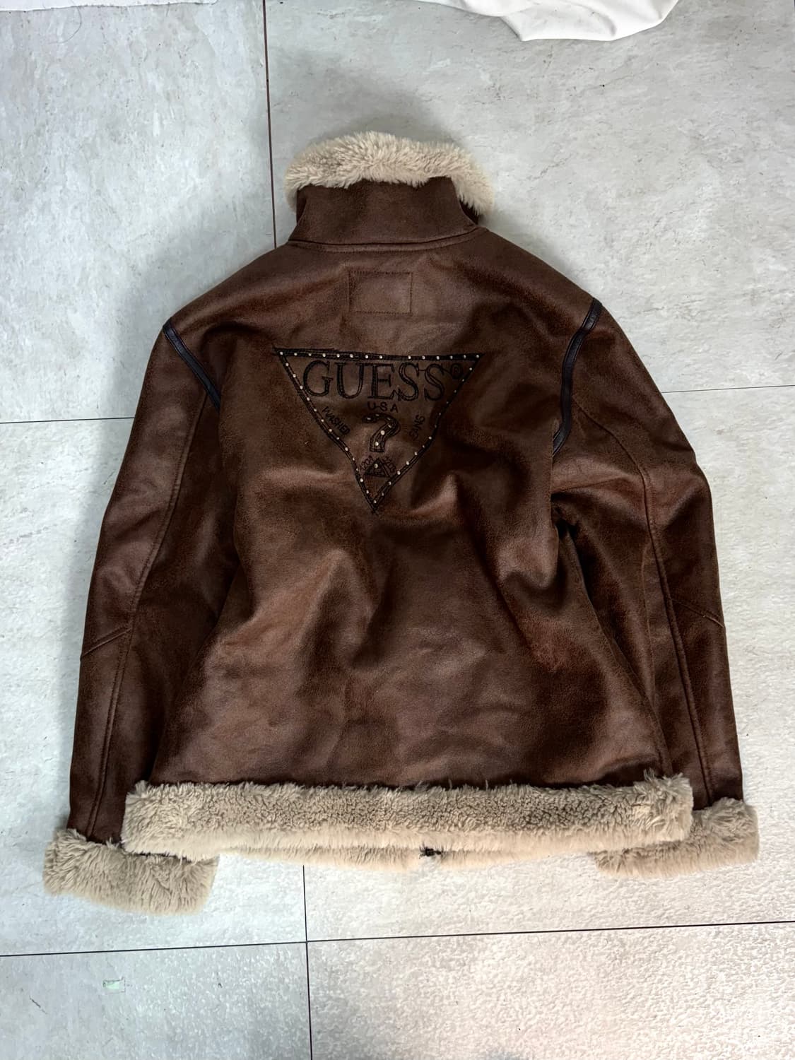 Guess shearling jacket 상품이미지1