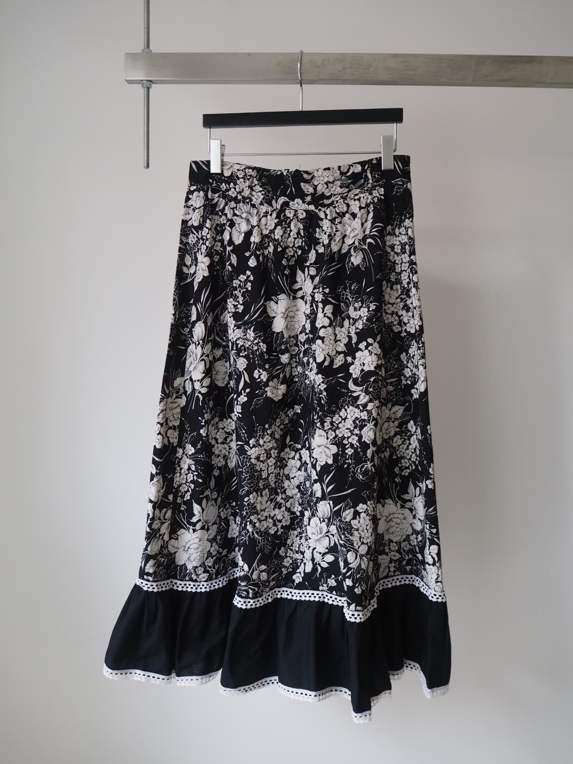 SCHONEWALD floral skirt  상품이미지1