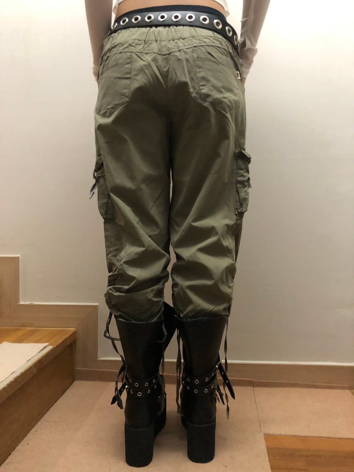 빈티지 카키 카고 셔링 카프리 팬츠 상품이미지9