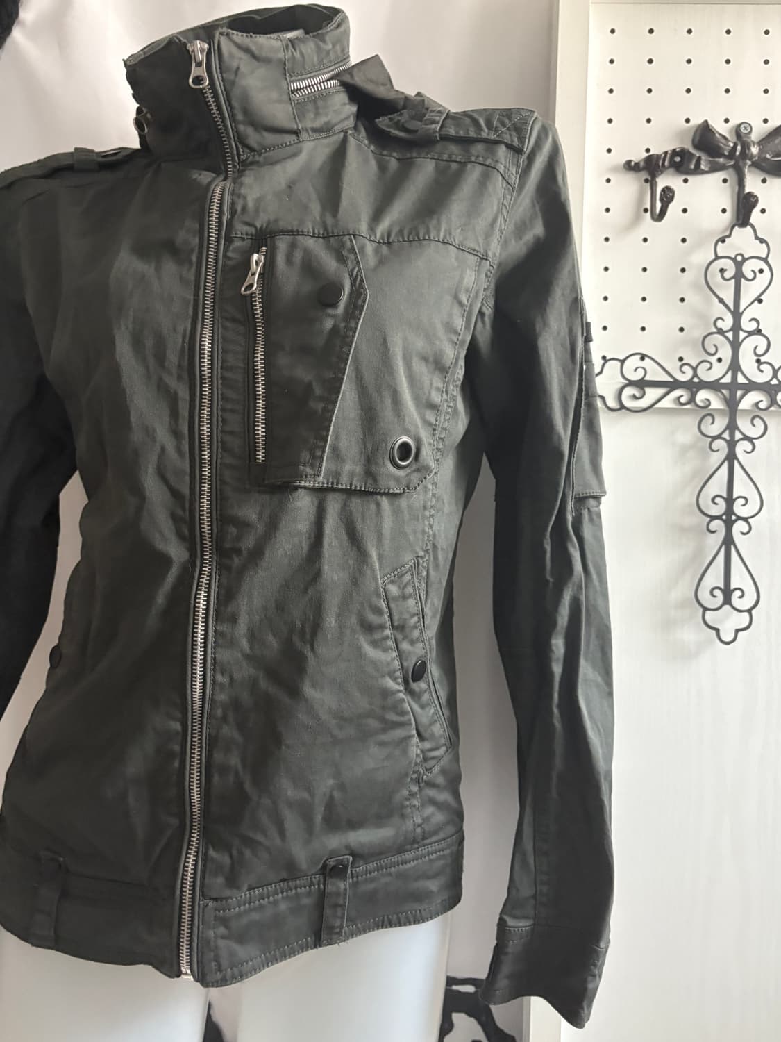 • Dark Khaki High Neck Hooded Jacket 상품이미지2