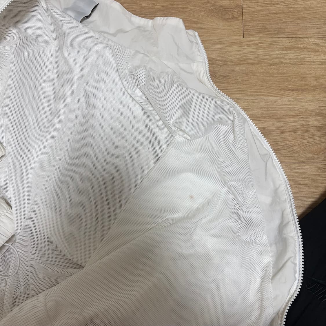 나이키 NSW 에센셜 윈드러너 우븐 자켓 화이트 상품이미지3