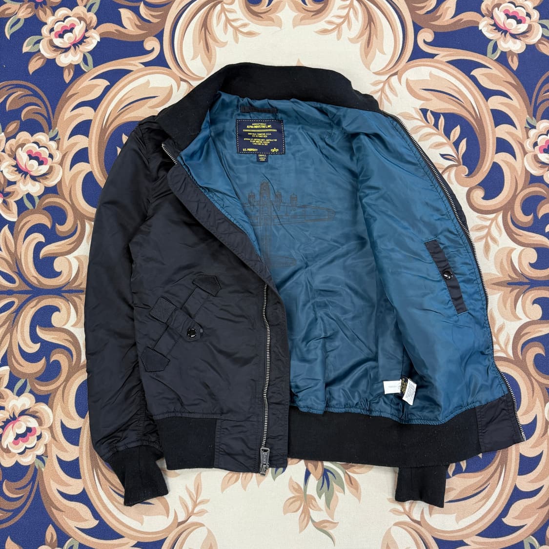 (S)알파 인더스트리 스탠실 봄버 자켓(블랙) 상품이미지3