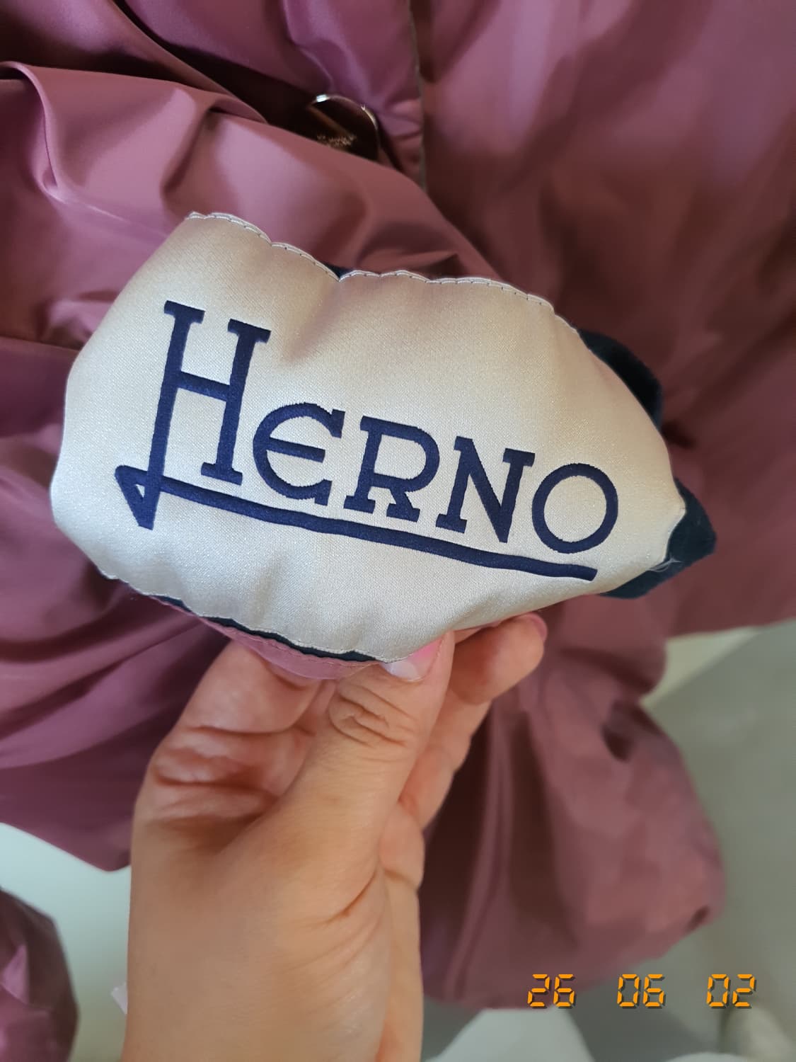 HERNO(에르노)정품 여성 리버시블 패딩85-88-160(40) 상품이미지6