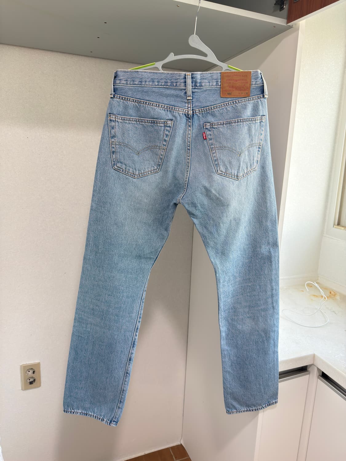 리바이스 프리미엄 라인 00501-3410 31-32 사이즈 판매합니다 상품이미지2