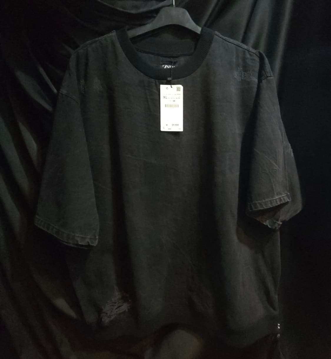 자라 블랙 데미지 워싱 반팔 티셔츠 XL 상품이미지1