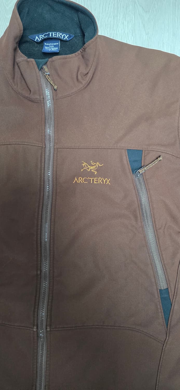 아크테릭스 감마sv 브라운24k 색상 L사이즈 판매 상품이미지2