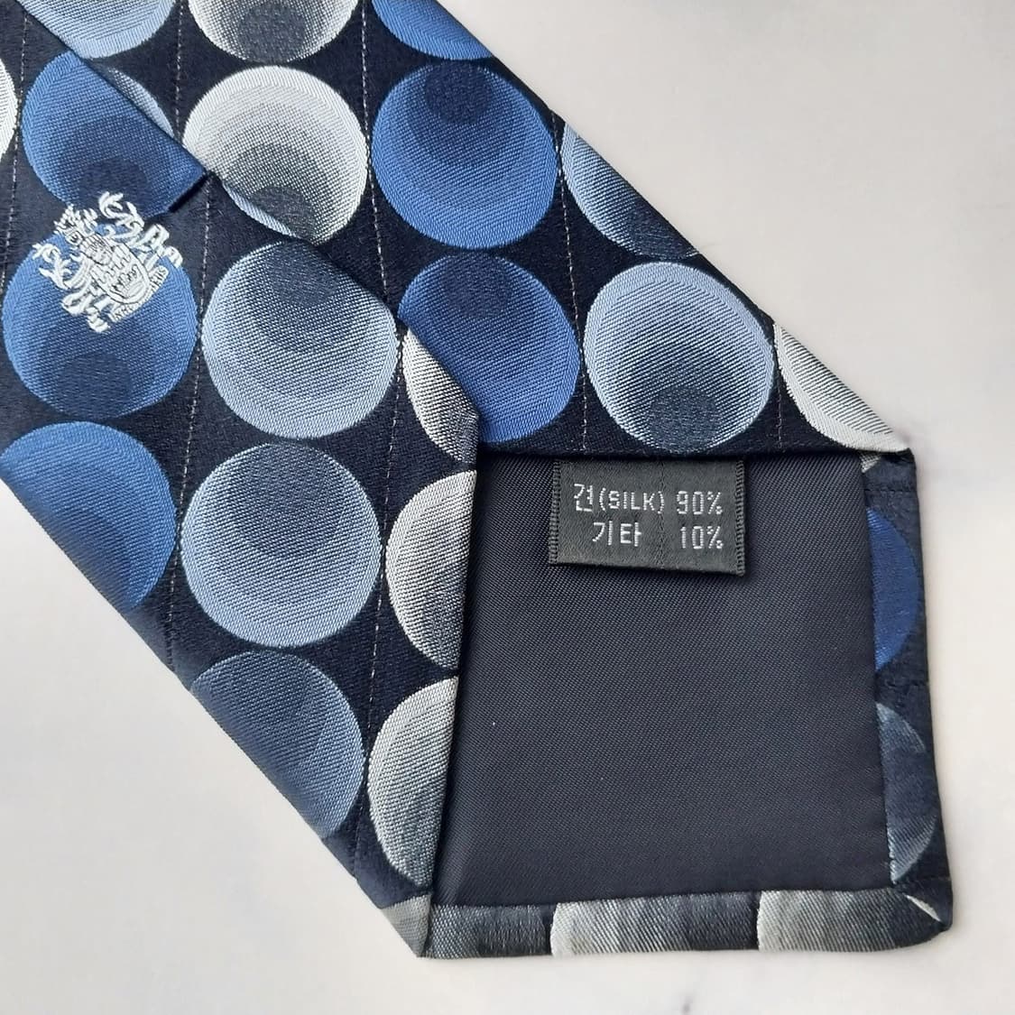 아쿠아스큐텀 실크 블루 도트 패턴 넥타이 9.5cm A+등급 K2095
 상품이미지7