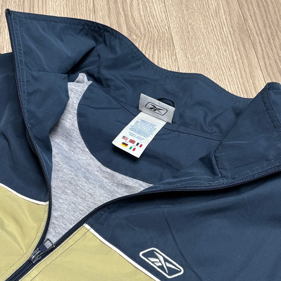 리복 바람막이 자켓 상품이미지3