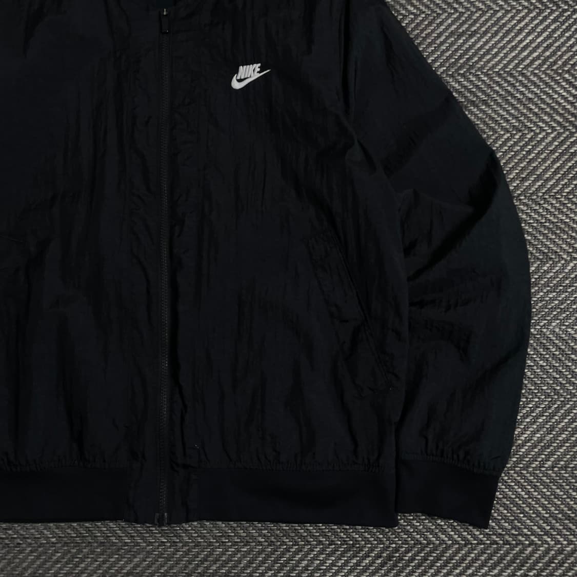 나이키 퓨츄라 나일론 우븐 봄버 자켓 블랙y 3600 상품이미지3