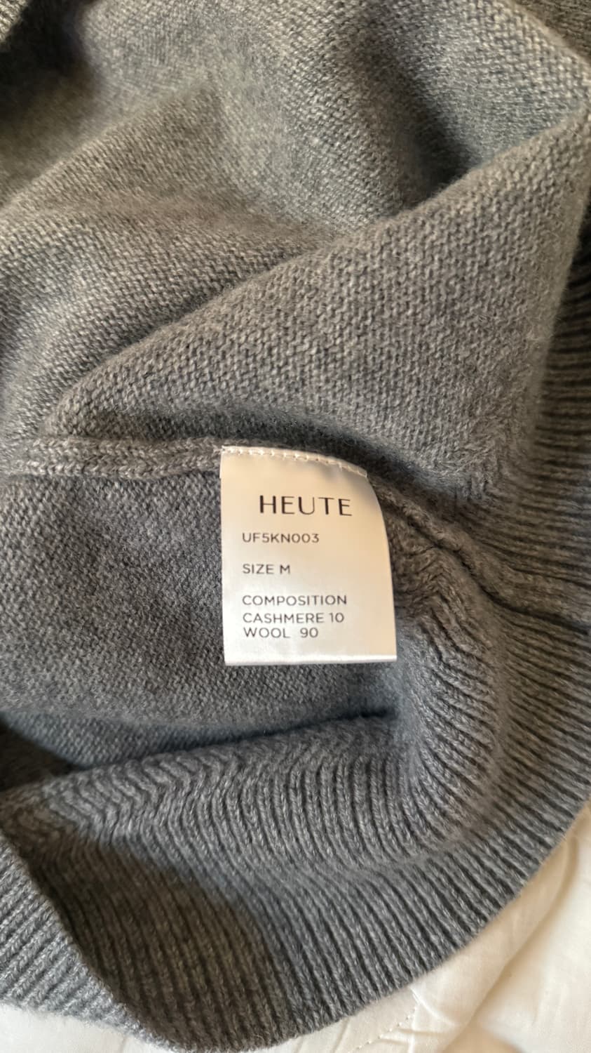 호이테 울캐시 브이넥 니트 상품이미지3