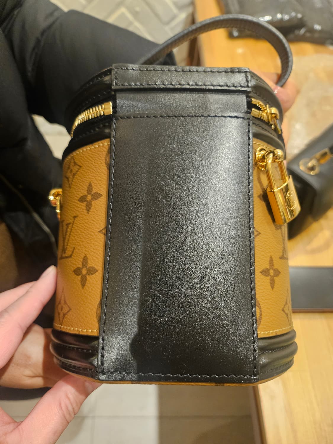 루이비통 깐느 모노그램 리버스 캔버스 상품이미지8