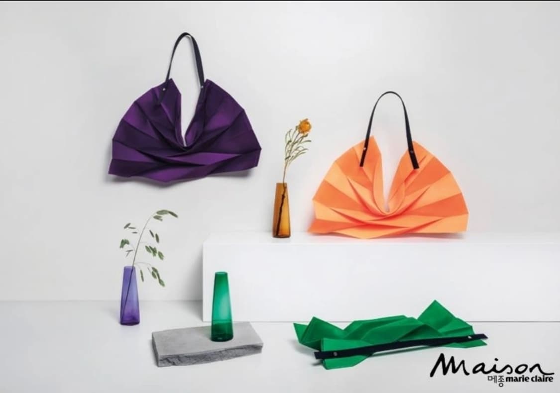 ISSEY MIYAKE × iittala 콜라보 프리미엄 플리츠숄더백 상품이미지5
