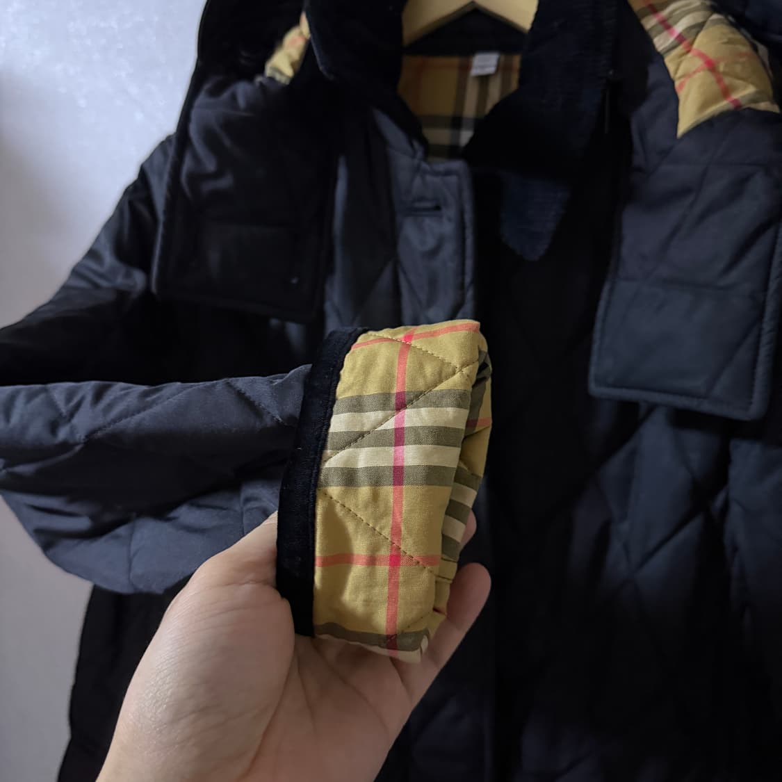 버버리 데레햄 퀼팅 자켓 8057169 M (66-77) 상품이미지3