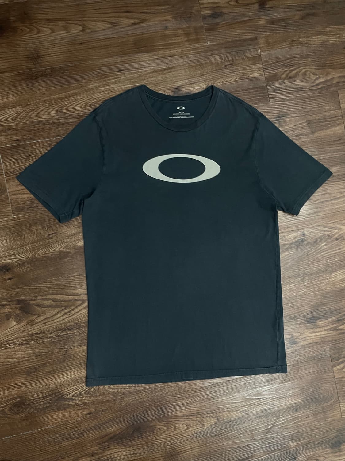 오클리 OAKLEY 빅로고 반팔 티셔츠 상품이미지1