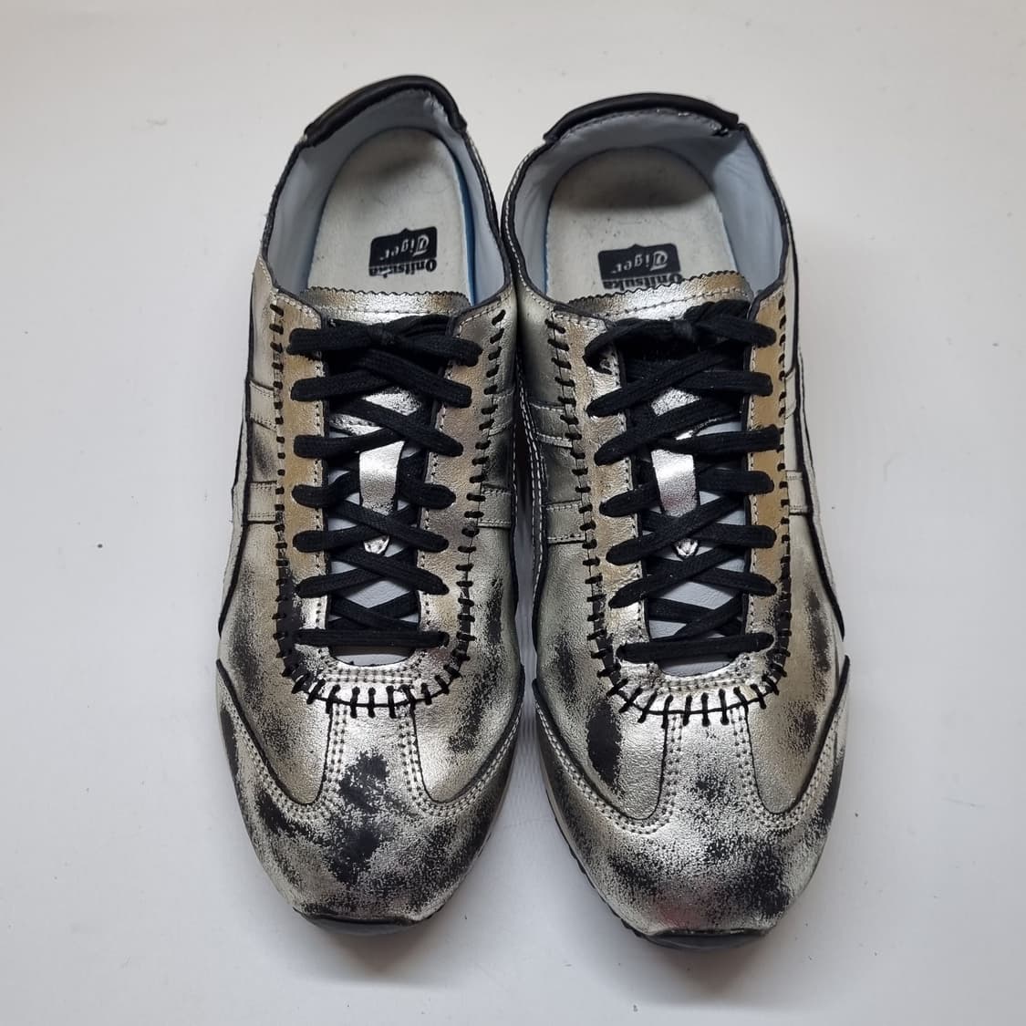 오니츠카타이거 실버 스니커즈 255. 상품이미지2