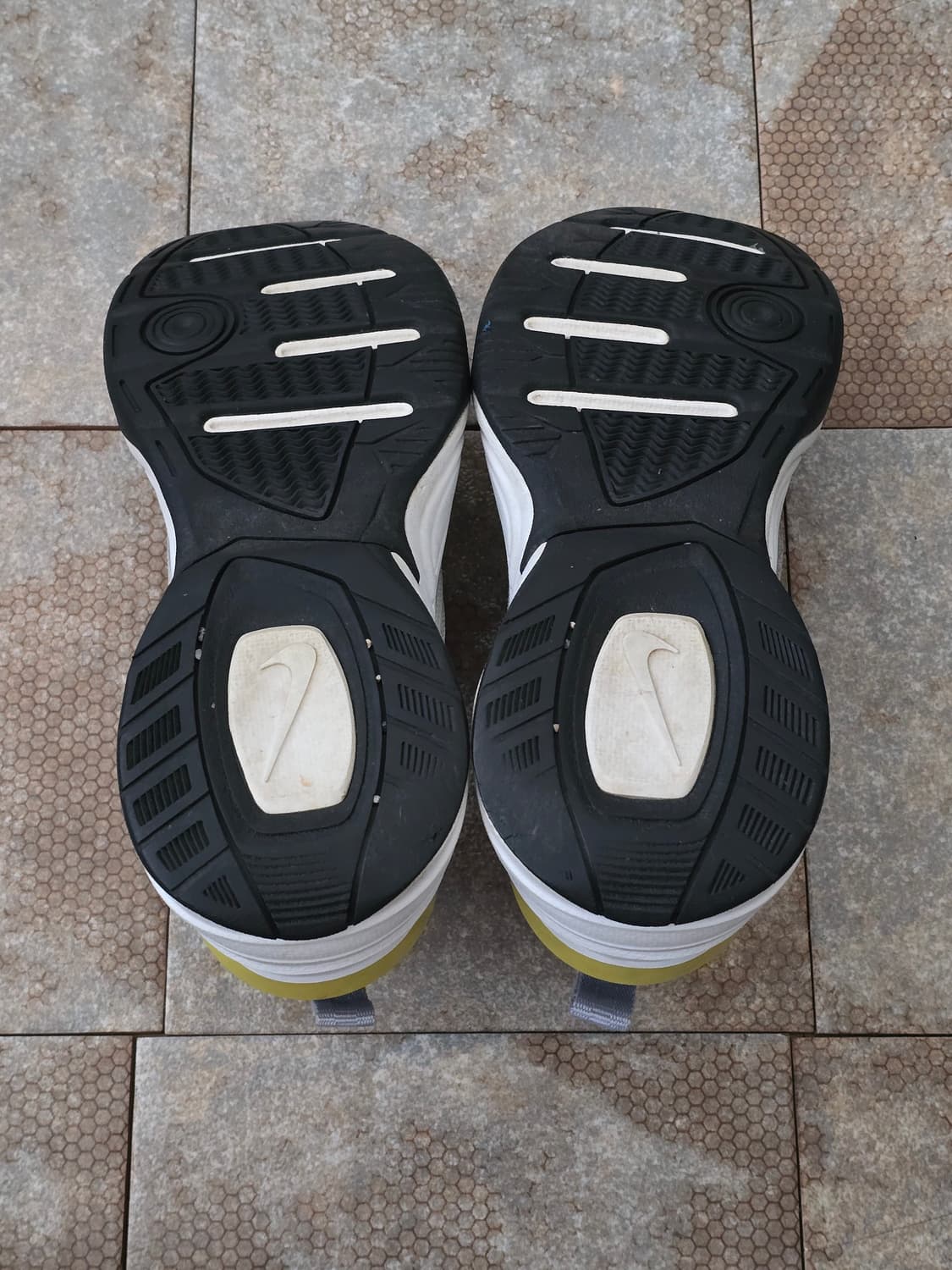 (245)나이키 m2k 테크노 플래티넘 틴트 상품이미지10