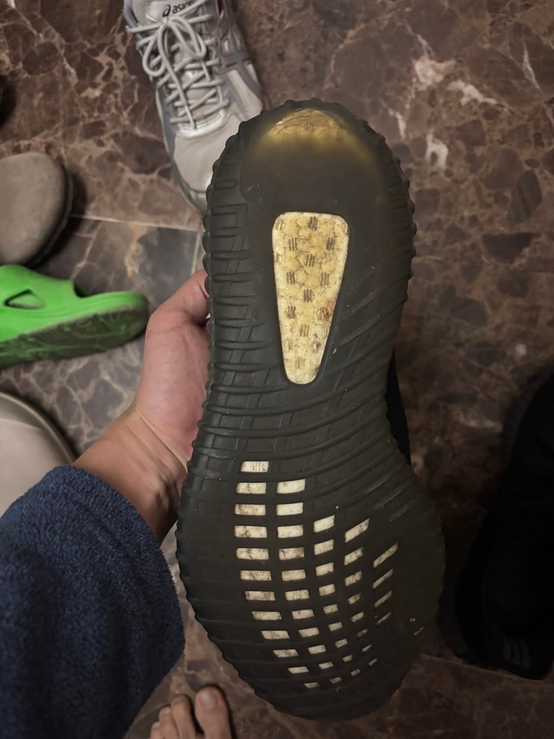 이지부스트 350 v2 다즐링블루 285 상품이미지5