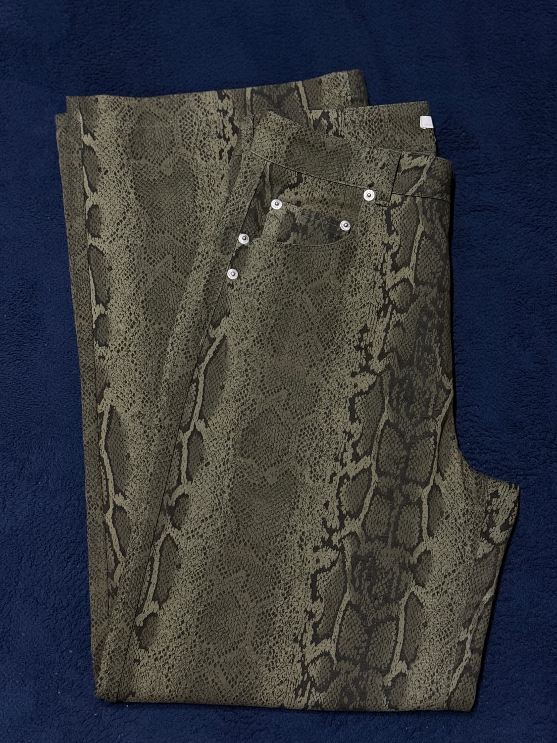 오데스 Ordes SNAKE EFFECT COTTON PANTS 상품이미지4