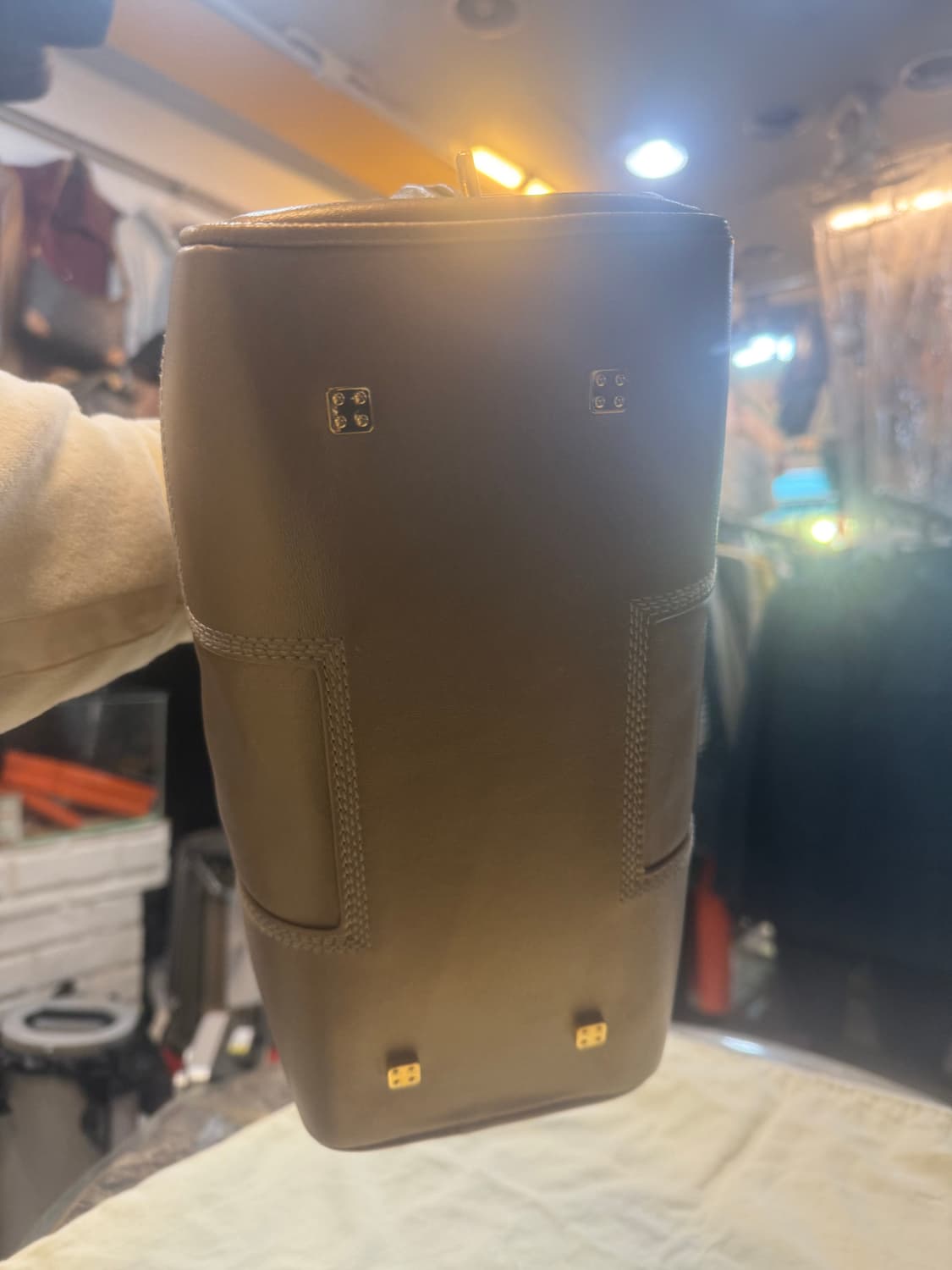 정품 로에베 앙아조나 28 팝니다 상품이미지6