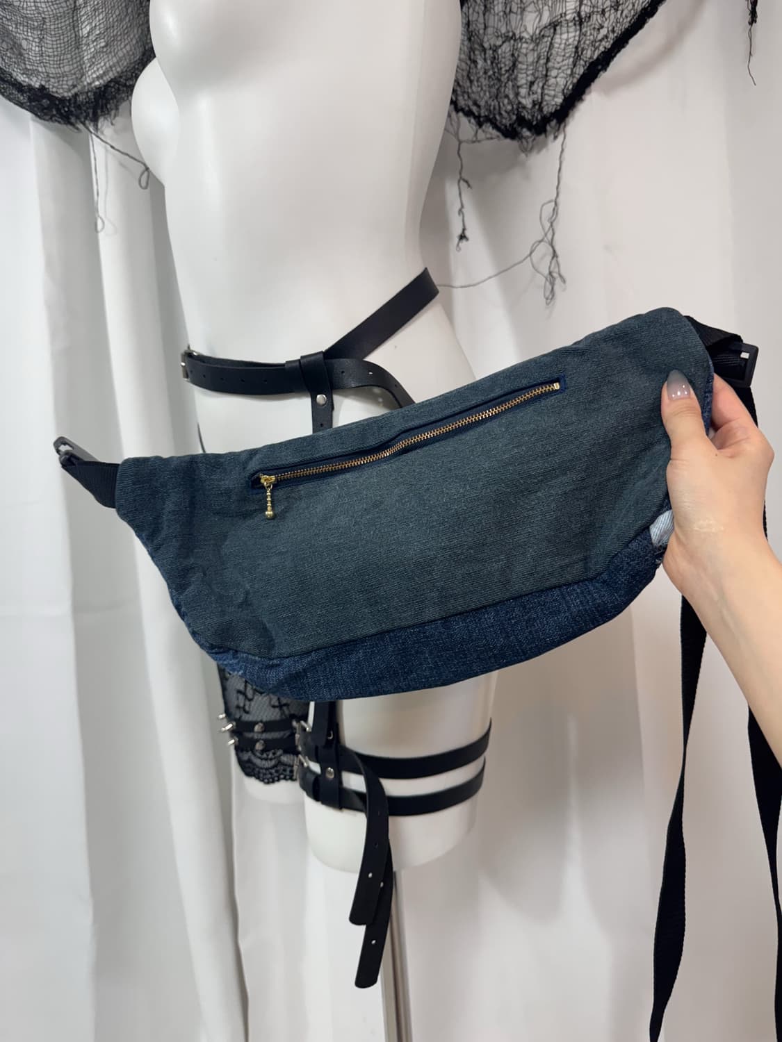 denim detail belt bag 상품이미지4