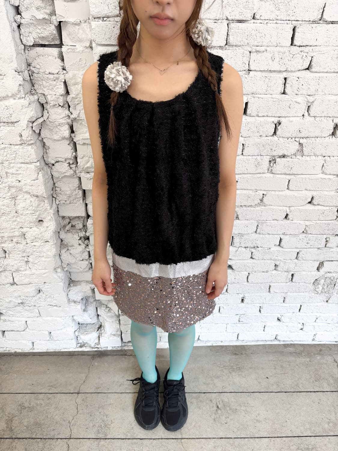 빈티지 헤어리 메탈릭얀 스팽글 미니 드레스 상품이미지2