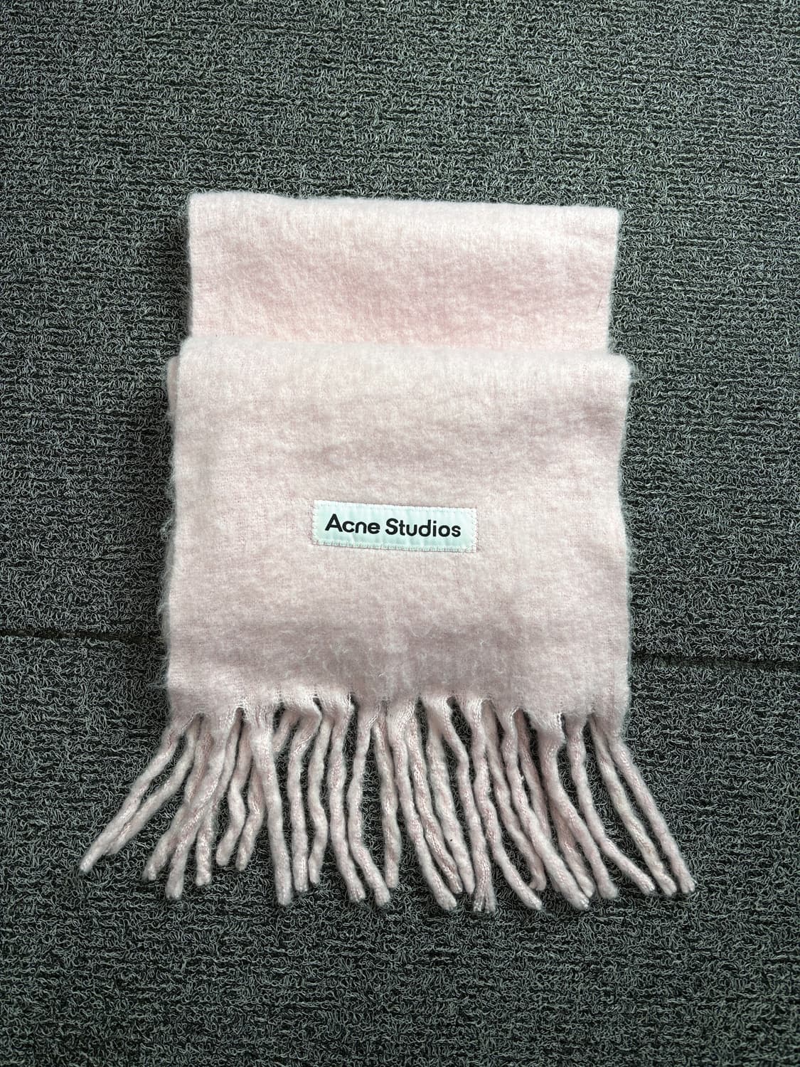 아크네 스튜디오 모헤어 울프린지 머플러 2208 상품이미지2