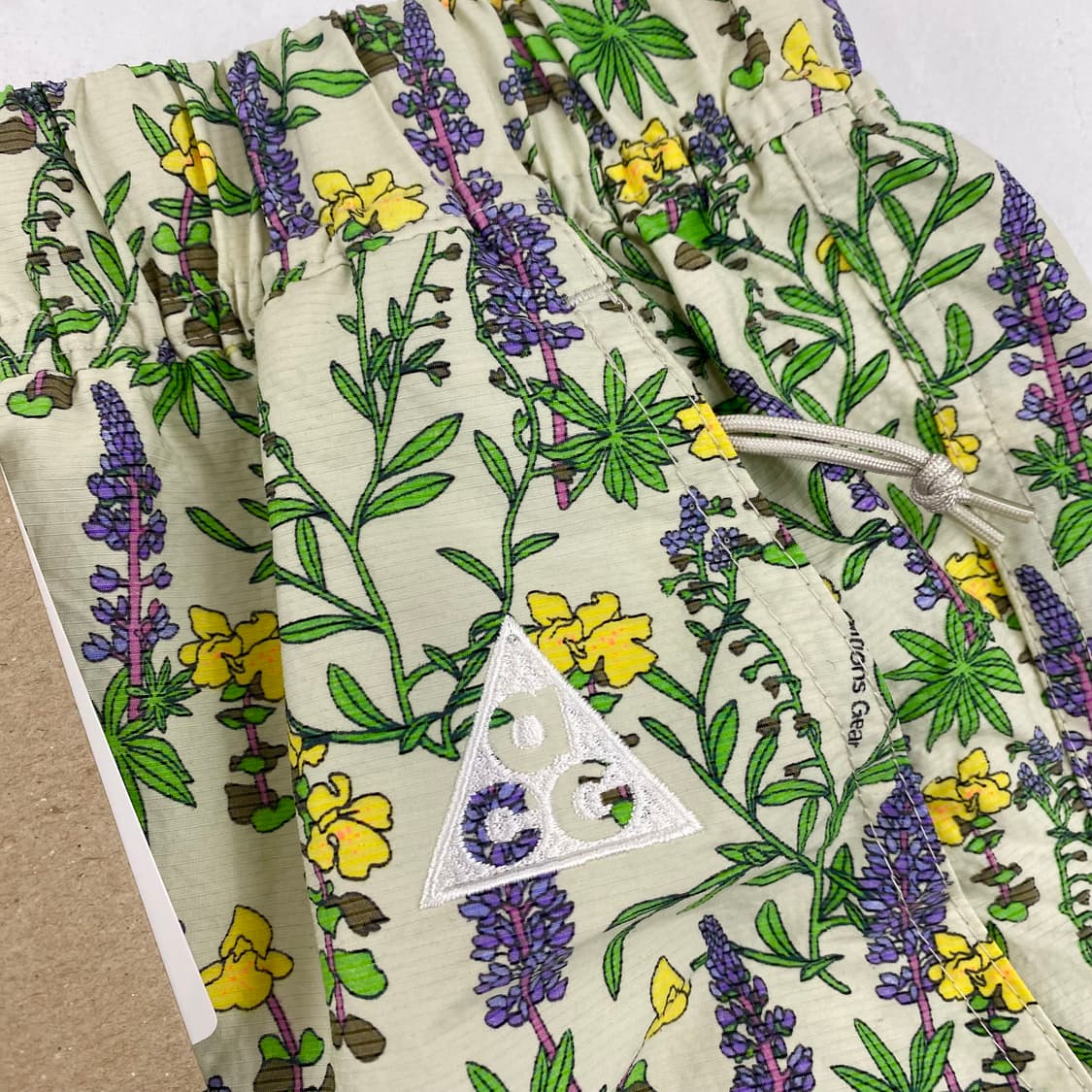 나이키 acg 신형 데드스탁 스노우그래스 카고 쇼츠 (105) 상품이미지3