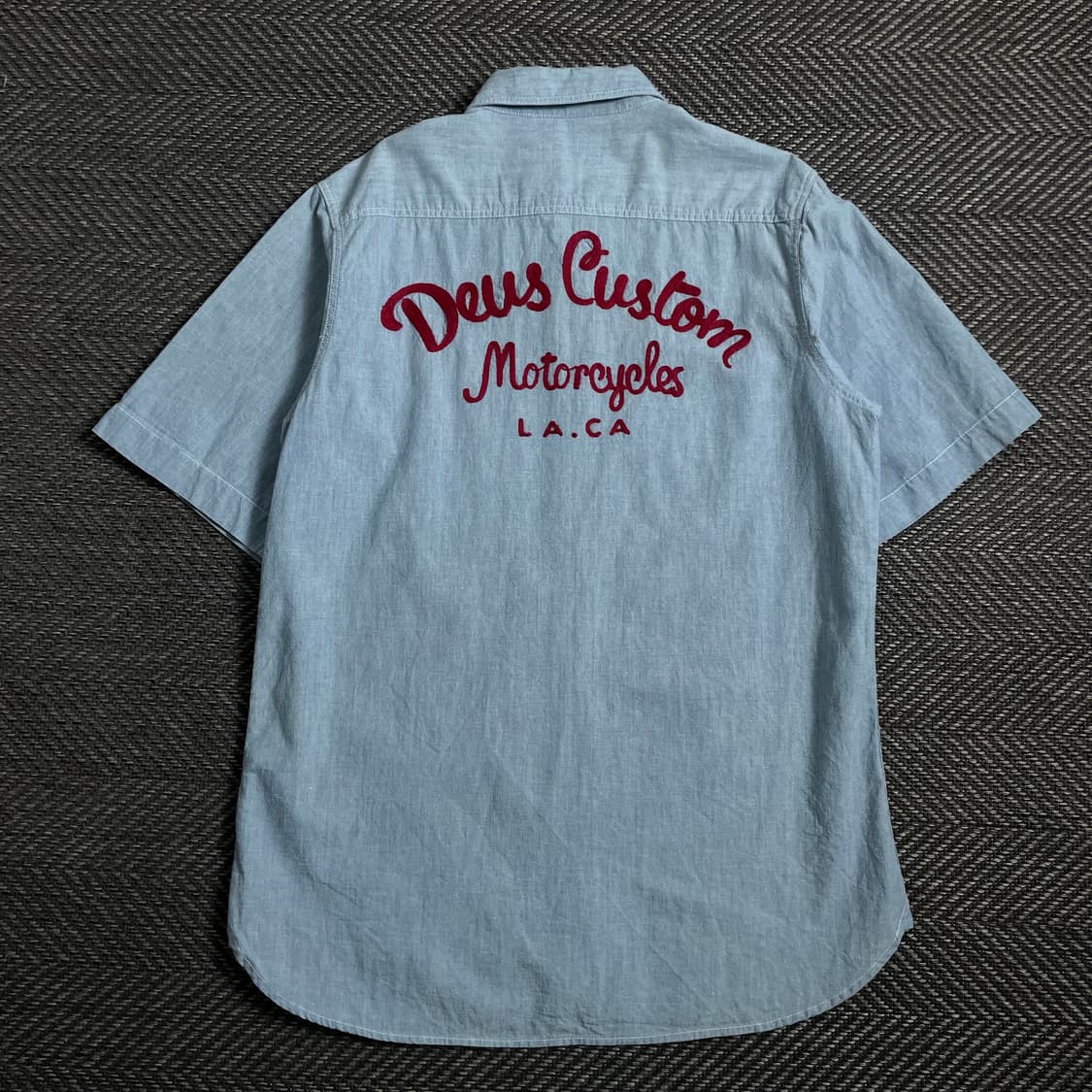 데우스 엑스 마키나 빅로고 샴브레이 데님 셔츠 o 4318 상품이미지1