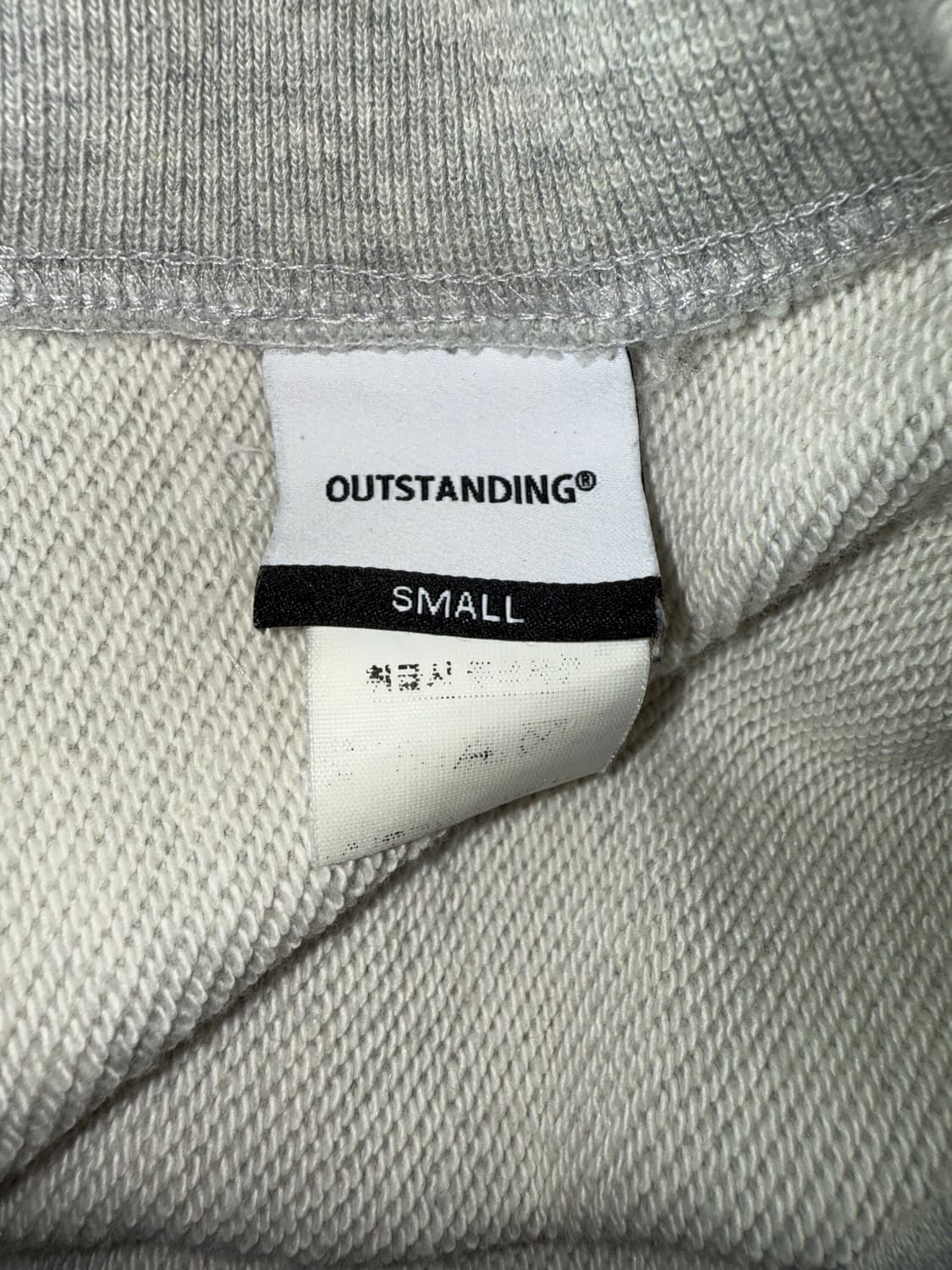 아웃스탠딩 맨투맨 상품이미지4