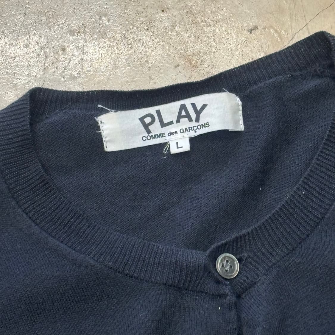 🫶🏻꼼데가르송 Red 와펜 여성용 Black 가디건🫶🏻 상품이미지4